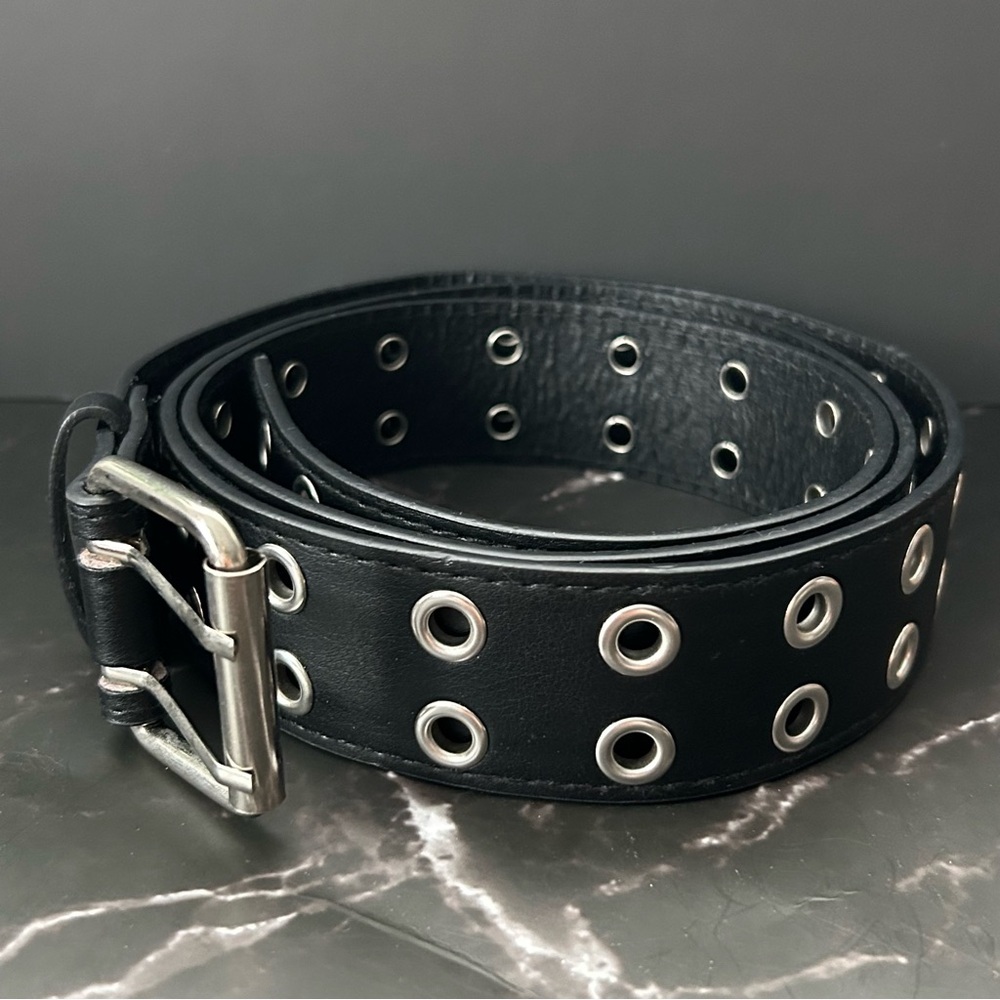 Women's Black Double Prong Leather 53” Belt - Picture 3 of 4